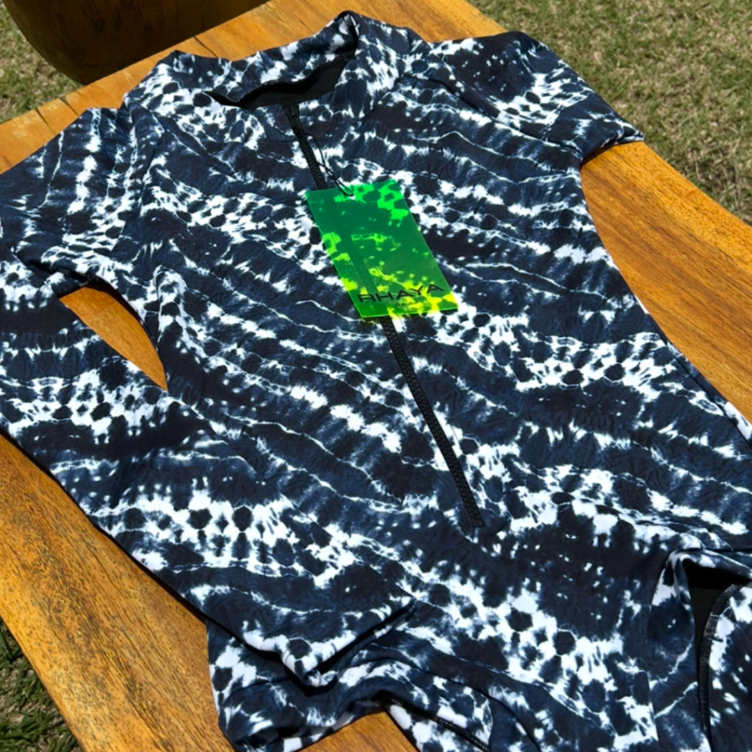 Body Maiô Para Surf Lycra Rhaya Manga Longa - Shibori