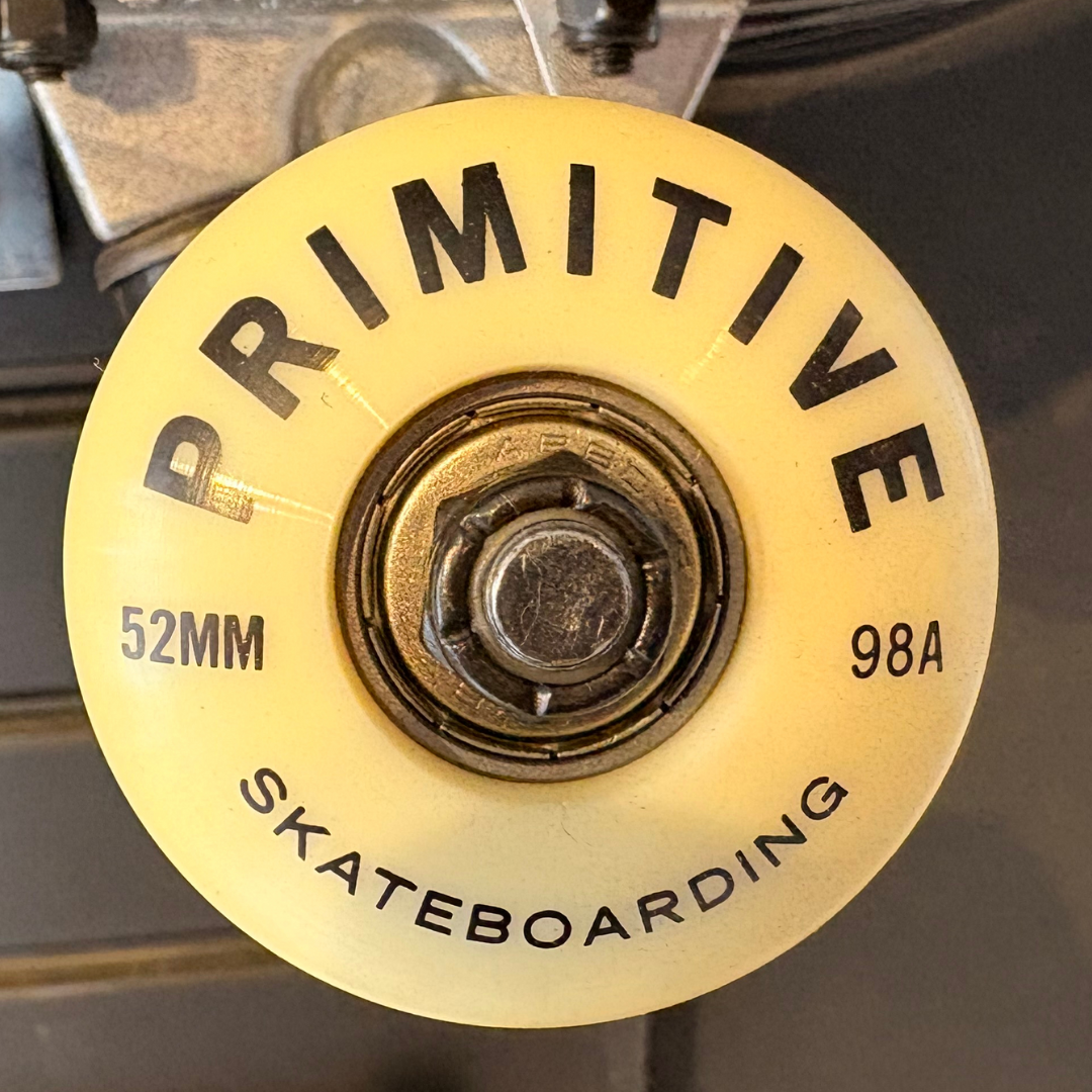 Skate Maple Infantil Montado Iniciante Primitive - Lemos Gorilla